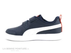 Puma COURTFLEX Bleu Marine - Basket Enfant Avec Scratches -Chaussures Séries Magasin cd24607c73b9e66c561f35ea11d5d5ef img 0727.jpg 172425